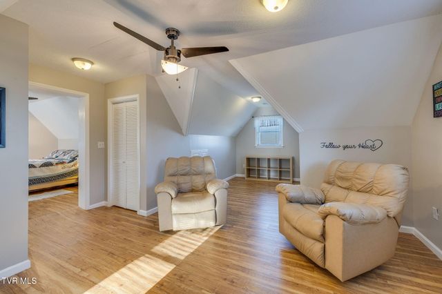 104 Newt Wheelock Road, Jonesborough, TN 37659