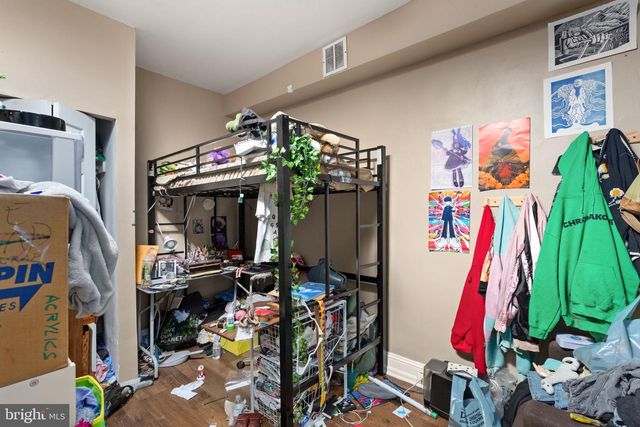 2760 THE ALAMEDA, Baltimore, MD 21218