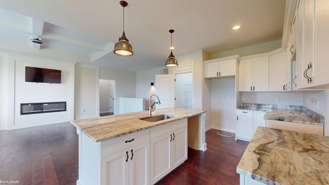 15300 Eton Pointe Drive, Clinton Twp, MI 48035
