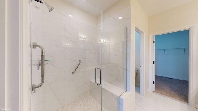 15300 Eton Pointe Drive, Clinton Twp, MI 48035
