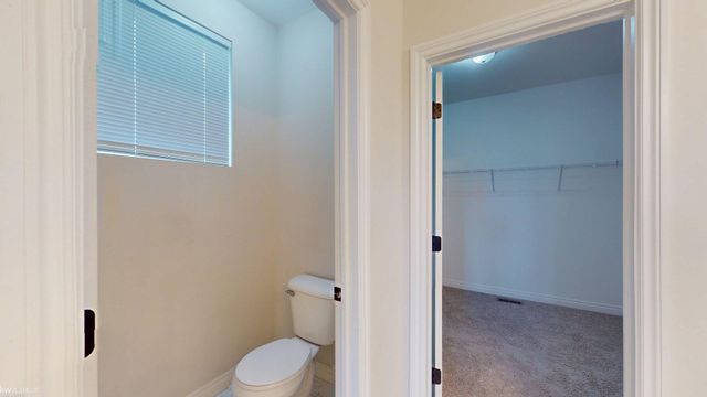15300 Eton Pointe Drive, Clinton Twp, MI 48035