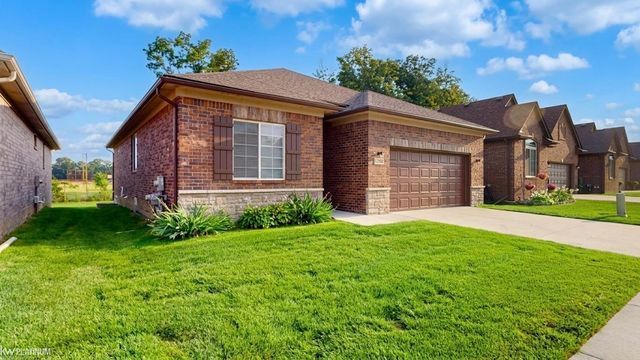 15300 Eton Pointe Drive, Clinton Twp, MI 48035