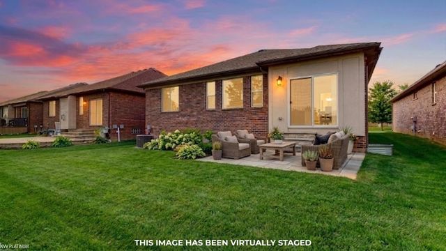 15300 Eton Pointe Drive, Clinton Twp, MI 48035