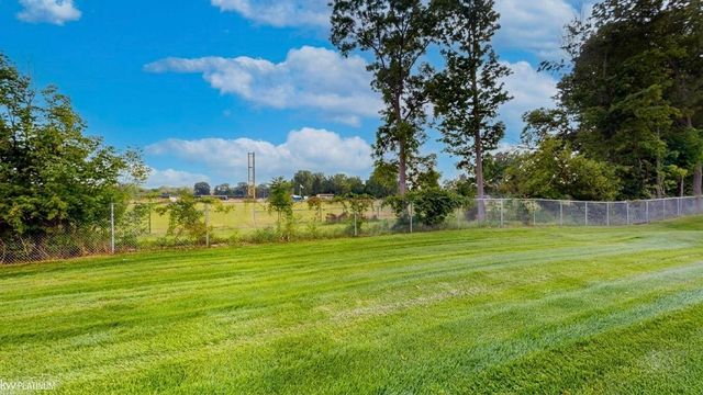 15300 Eton Pointe Drive, Clinton Twp, MI 48035