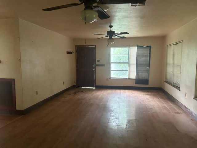 164 Cypress Street, Huffman, TX 77336