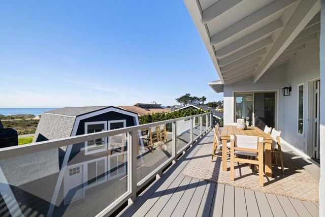 211 Washington Boulevard, Half Moon Bay, CA 94019