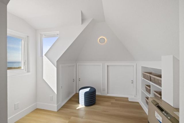 211 Washington Boulevard, Half Moon Bay, CA 94019