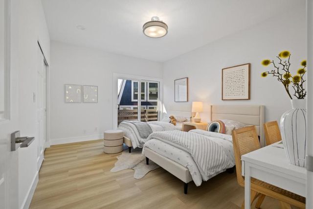 211 Washington Boulevard, Half Moon Bay, CA 94019