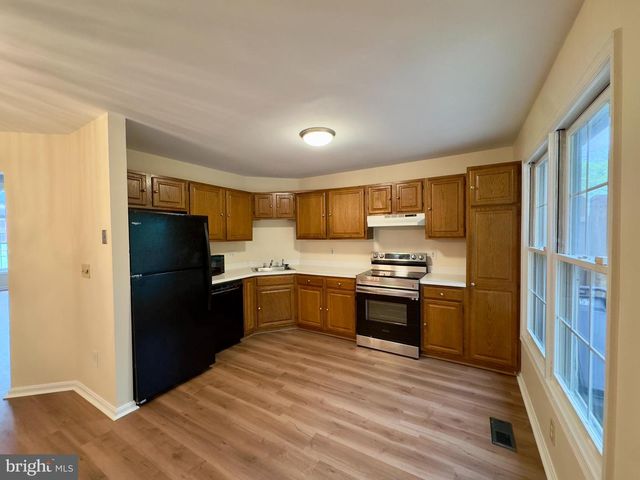 53 CEDARWOOD CIR, Baltimore, MD 21208