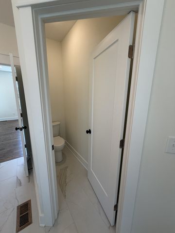 404 Boyd Ave, Mcminnville, TN 37110