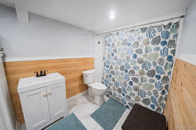 35 Oklahoma Avenue, Bay Shore, NY 11706