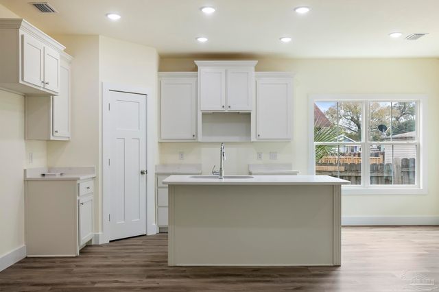 1913 W Chase St, Pensacola, FL 32502