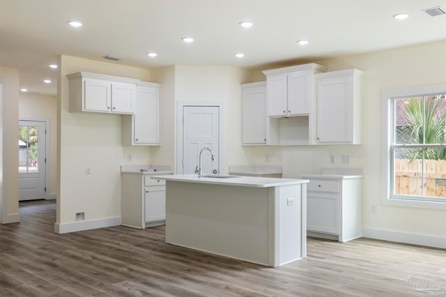 1913 W Chase St, Pensacola, FL 32502