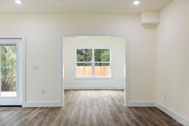 1913 W Chase St, Pensacola, FL 32502