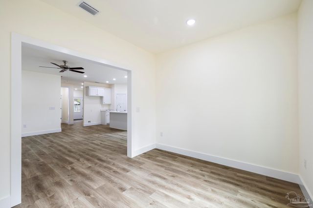 1913 W Chase St, Pensacola, FL 32502