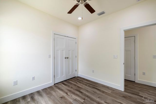 1913 W Chase St, Pensacola, FL 32502