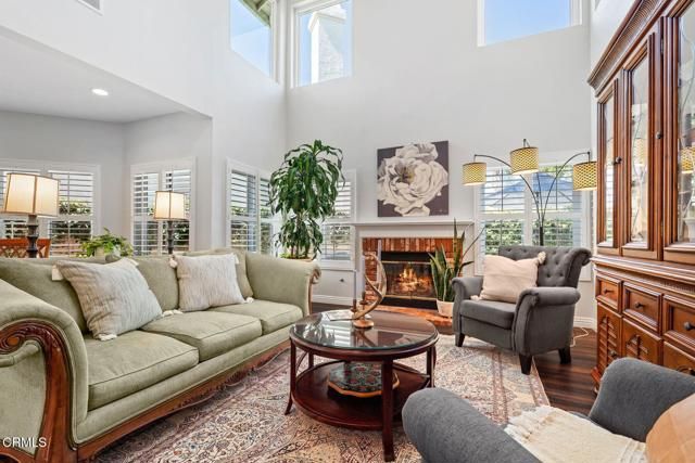 12157 London Grove Court, Moorpark, CA 93021