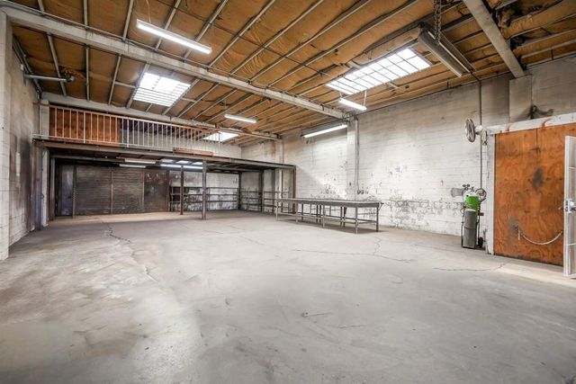 954 86Th Ave, Oakland, CA 94621