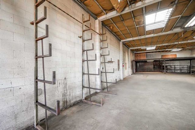 954 86Th Ave, Oakland, CA 94621