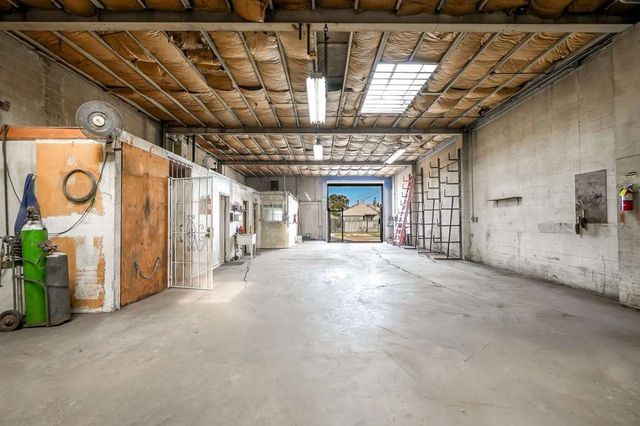 954 86Th Ave, Oakland, CA 94621