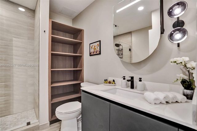580 72nd St 1811, Miami Beach, FL 33141
