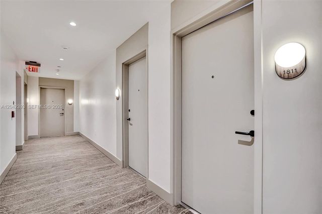 580 72nd St 1811, Miami Beach, FL 33141