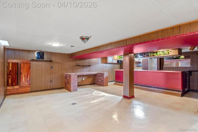 6171 Kingsbury Street, Dearborn Heights, MI 48127