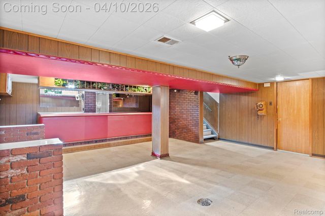 6171 Kingsbury Street, Dearborn Heights, MI 48127