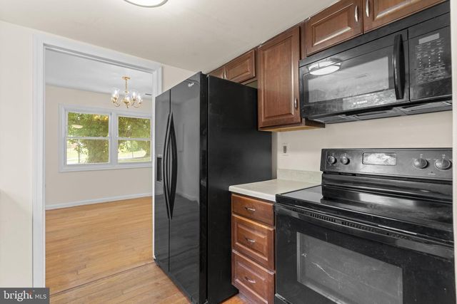 700 CAMP MEADE RD, Linthicum Heights, MD 21090