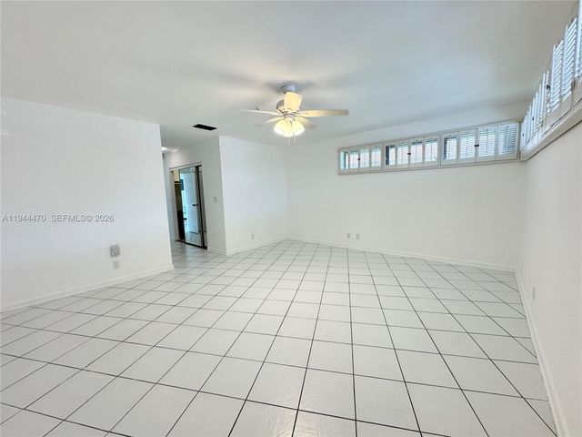 2001 S Saint Andrews Rd 121, Hollywood, FL 33021