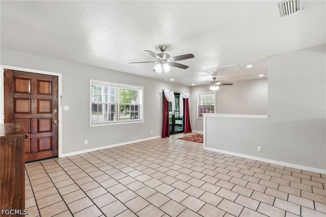 1421 Olmeda WAY, Fort Myers, FL 33901