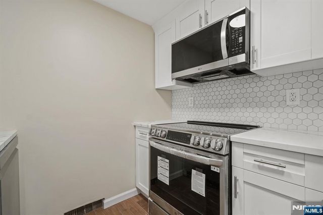 234 Columbia Avenue 19, Fort Lee, NJ 07024