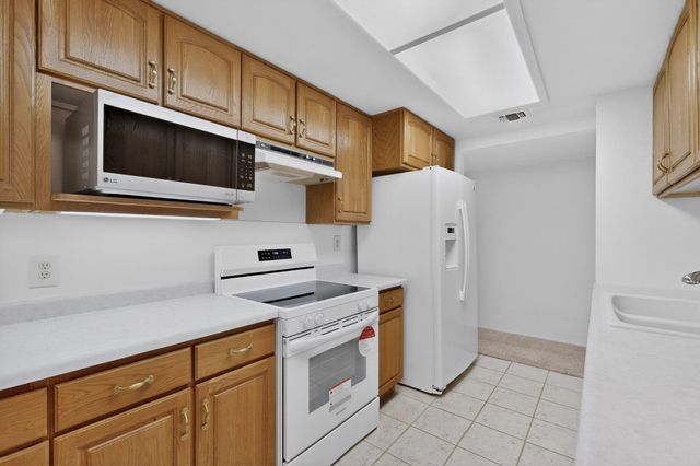 9605 Dona Marguerita Avenue NE, Albuquerque, NM 87111