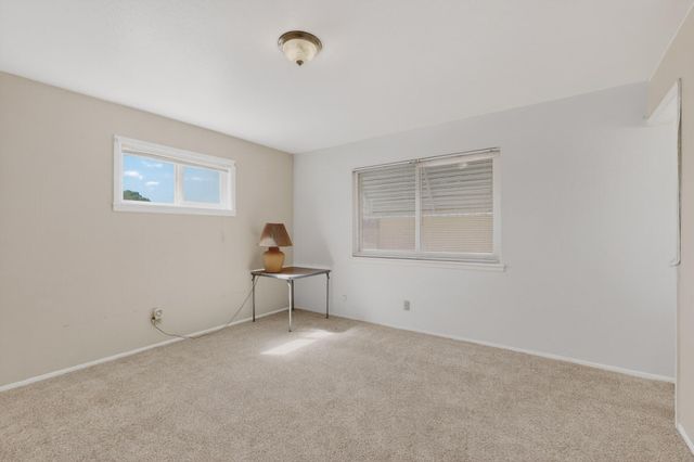 9605 Dona Marguerita Avenue NE, Albuquerque, NM 87111