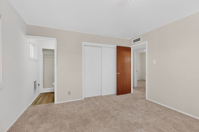 9605 Dona Marguerita Avenue NE, Albuquerque, NM 87111