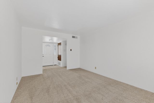 9605 Dona Marguerita Avenue NE, Albuquerque, NM 87111