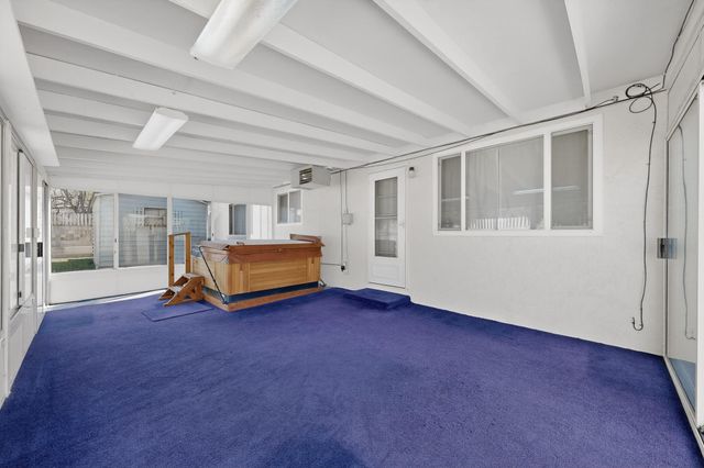 9605 Dona Marguerita Avenue NE, Albuquerque, NM 87111