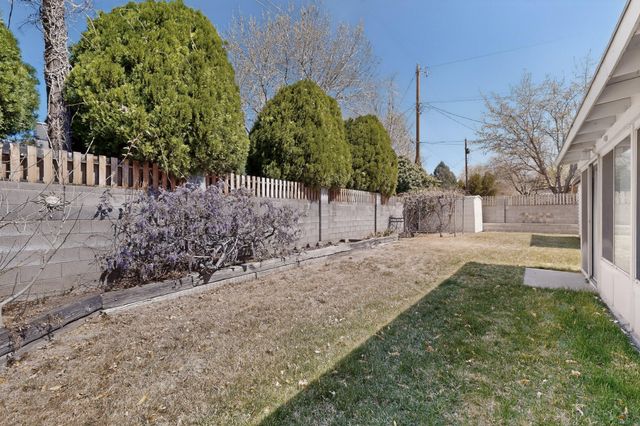 9605 Dona Marguerita Avenue NE, Albuquerque, NM 87111