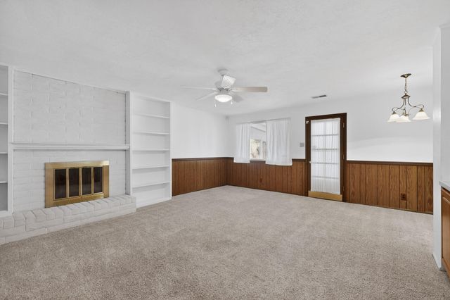 9605 Dona Marguerita Avenue NE, Albuquerque, NM 87111