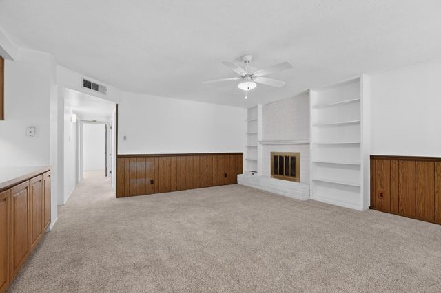 9605 Dona Marguerita Avenue NE, Albuquerque, NM 87111