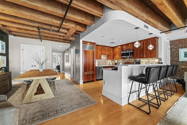 36 Commercial Wharf 2, Boston, MA 02110