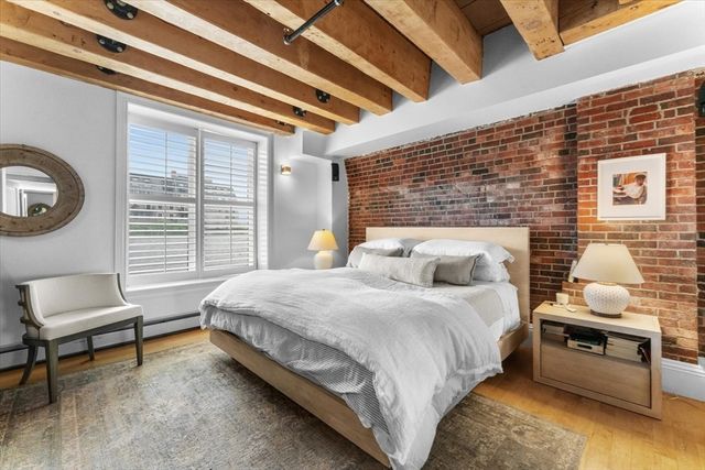 36 Commercial Wharf 2, Boston, MA 02110