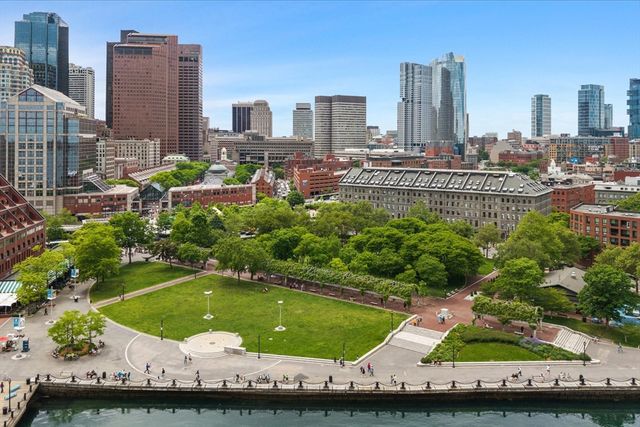 36 Commercial Wharf 2, Boston, MA 02110