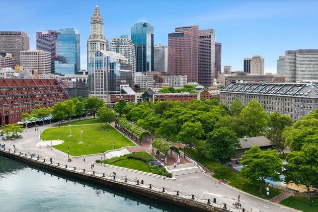36 Commercial Wharf 2, Boston, MA 02110