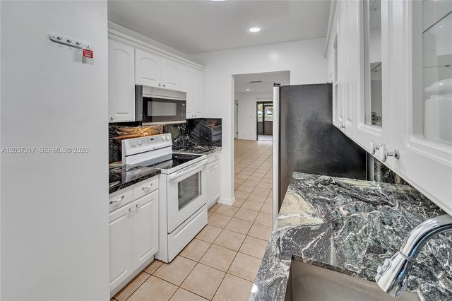 2950 NW 106th Avenue 7, Sunrise, FL 33322