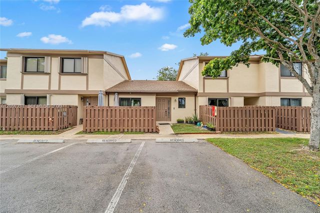 2950 NW 106th Avenue 7, Sunrise, FL 33322