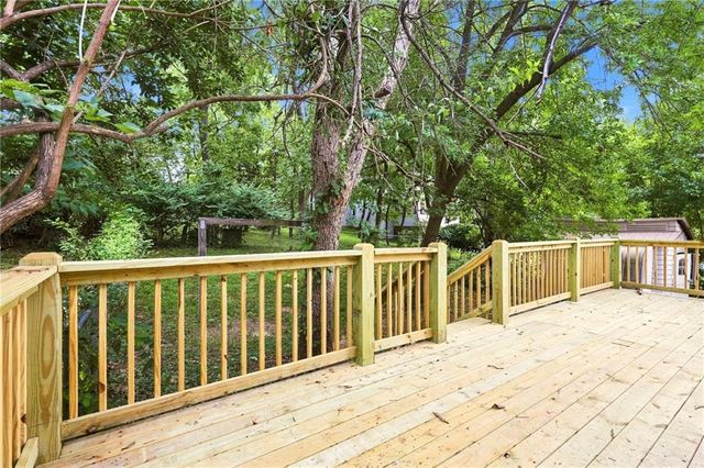 838 NW 69 th Place, Kansas City, MO 64118
