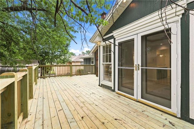838 NW 69 th Place, Kansas City, MO 64118