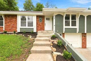 838 NW 69 th Place, Kansas City, MO 64118