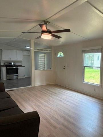 154 Mills Village Rd Road, Livingston, TX 77351